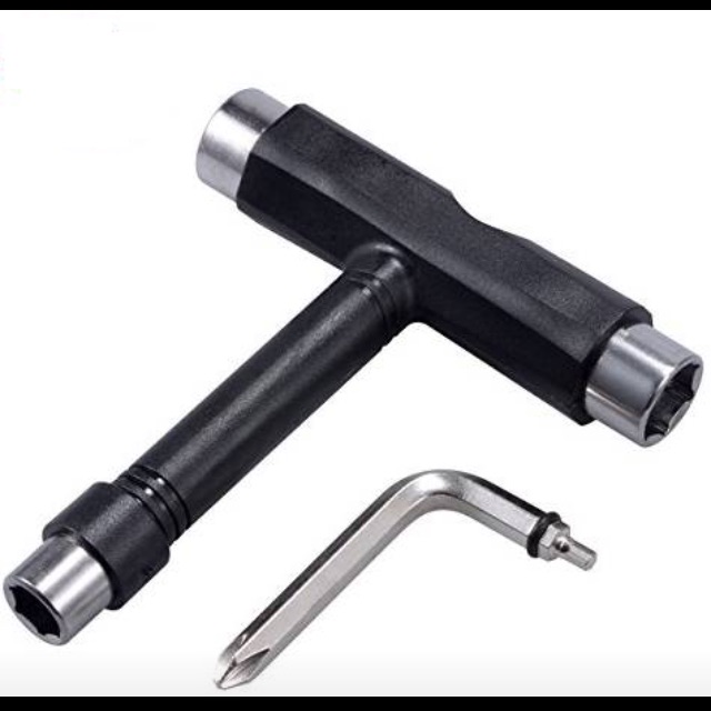 Tool vặn ván trượt đa năng