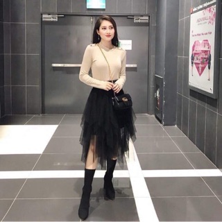 chân váy tầng tua rua