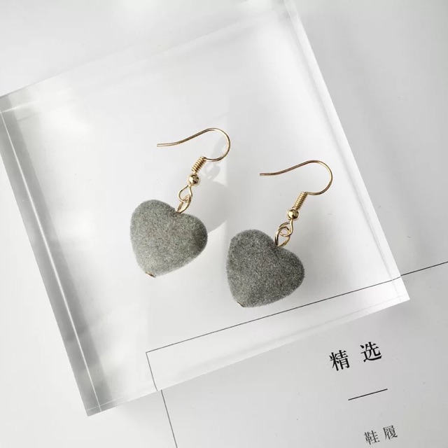 Bông tai trái tim vải nhung A2167