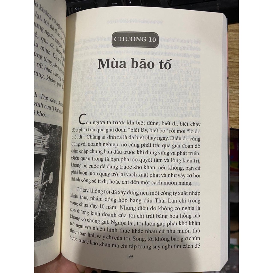 Sách - Tay không gây dựng cơ đồ ( first News )
