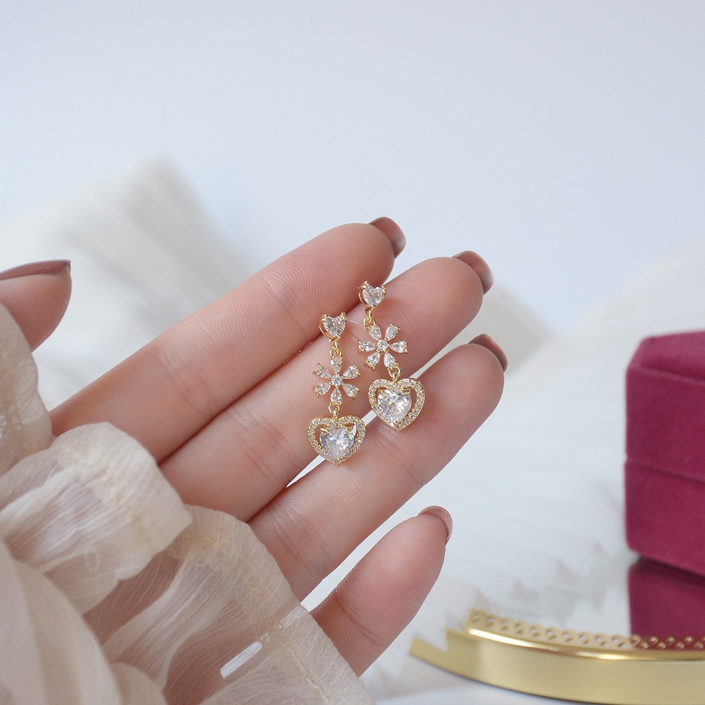 Bông tai hình hoa đính đá zircon lấp lánh dễ thương cho nữ