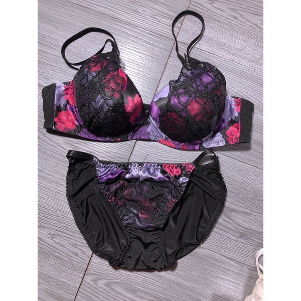 Bộ đồ lót sexy quyến rũ. Ghép bộ đồ chốt live | BigBuy360 - bigbuy360.vn