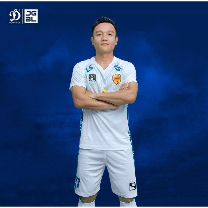 Bộ quần áo bóng đá Jogarbola câu lạc bộ Quảng Nam