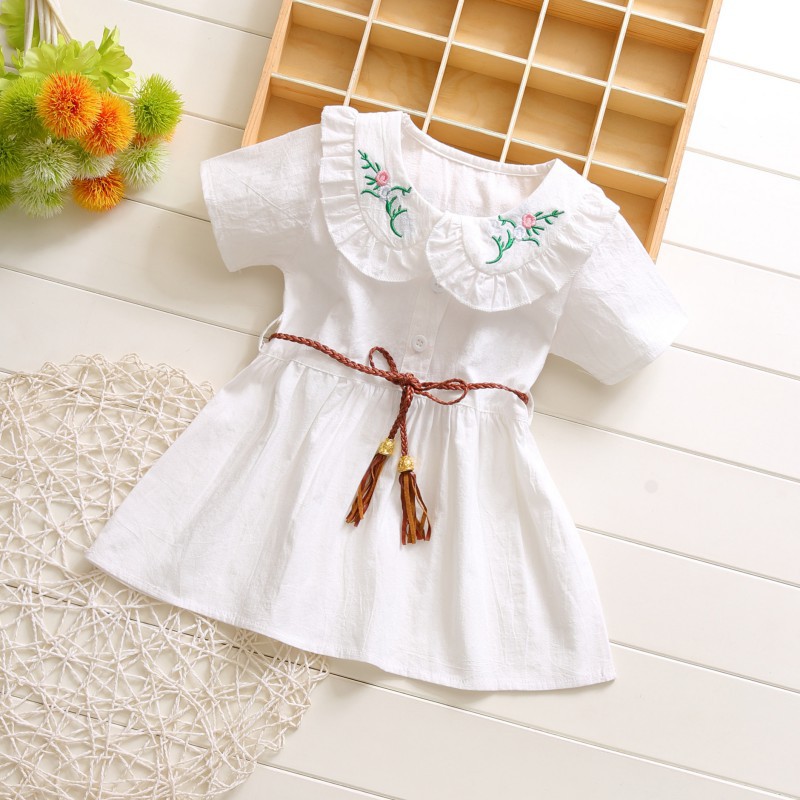 Đầm cổ búp bê thêu họa tiết cho bé