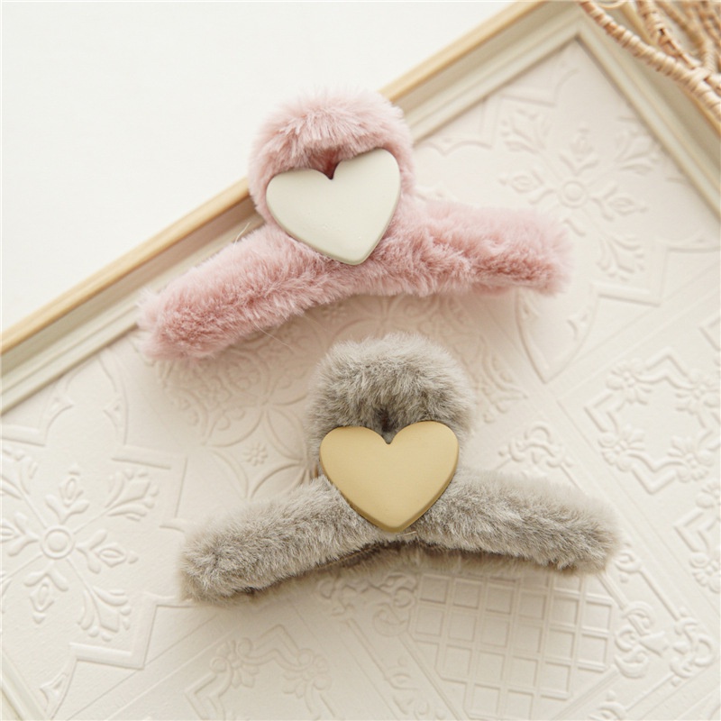 Kẹp Tóc Hình Cá Mập Nhồi Bông Dễ Thương Thời Trang Thu Đông Cho Nữ