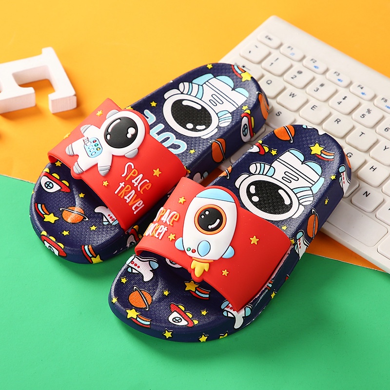 Dép trẻ em quai ngang chống trơn trượt cho bé trai bé gái hình phi hành gia siêu cute DE453