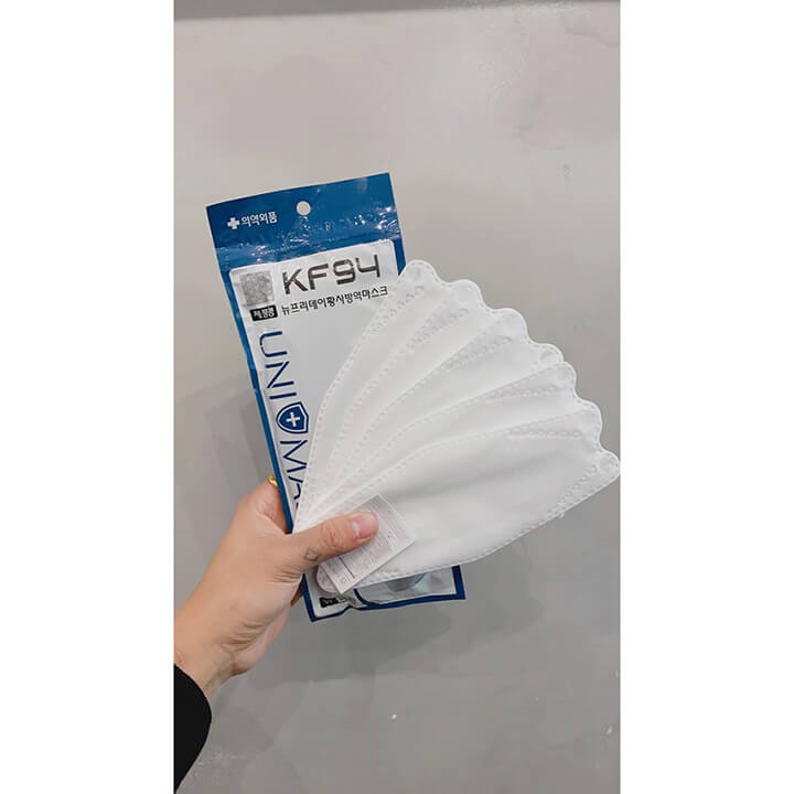 Thùng 300 chiếc khẩu trang 4 lớp KF94 Uni Mask 4 lớp chống bụi mịn và kháng khuẩn cao cấp công nghệ Hàn Quốc, Đủ Màu