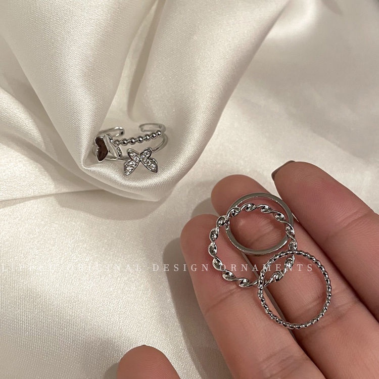 Simple fairy tales of four female rings by the ring finger the famous cold one designed niche