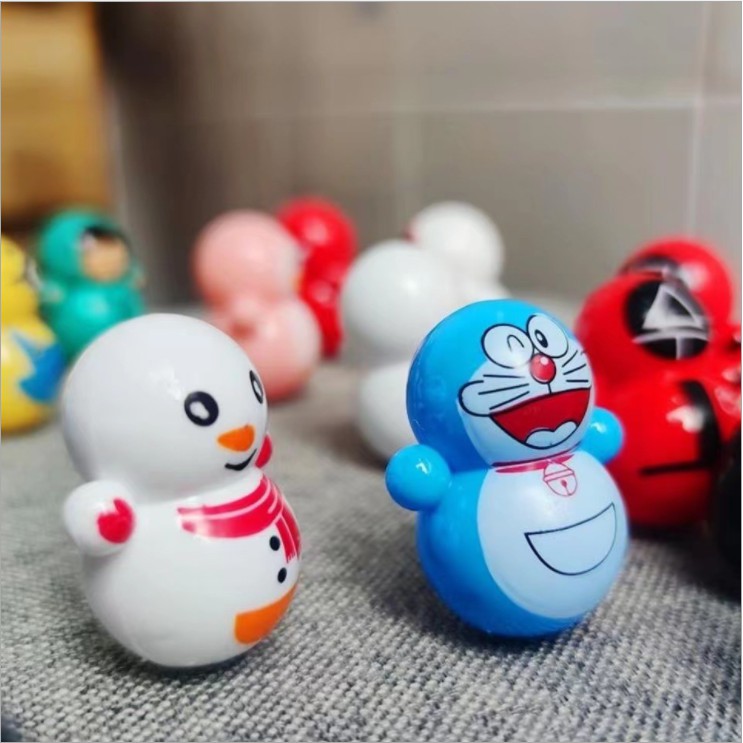 Đồ chơi lật đật mini squid game trò chơi con mực lật đật doraemon minions pikachu cho bé siêu dễ thương