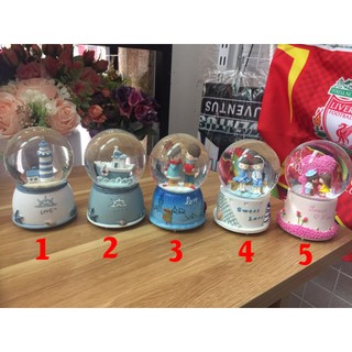 Quả cầu thủy tinh pha lê có kim tuyến