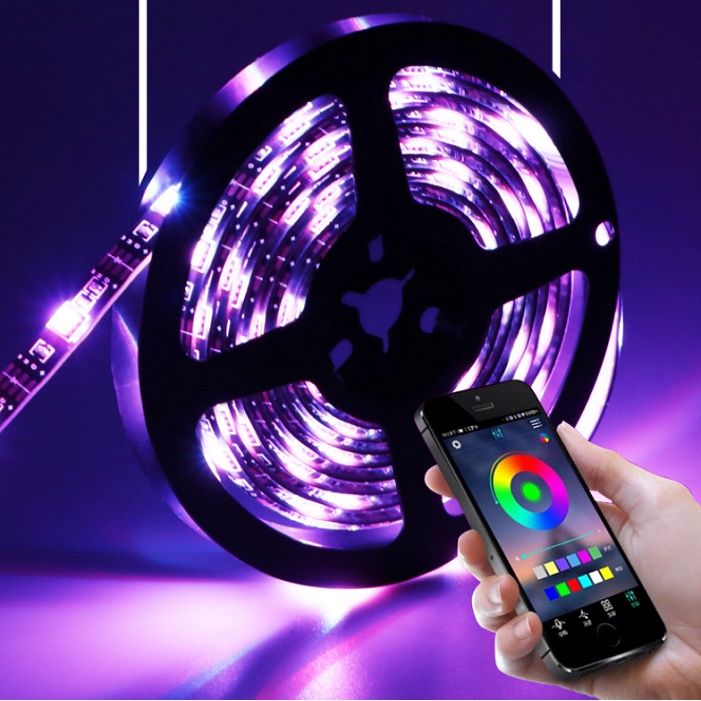 Dải Đèn led trang trí RGB 16 triệu màu dải led 5050 điều khiển bằng điện thoại cảm biến nháy theo nhạc chống nước