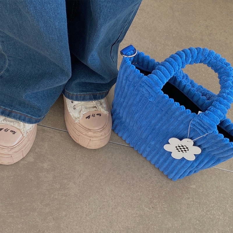 Túi chéo mini tag hoa