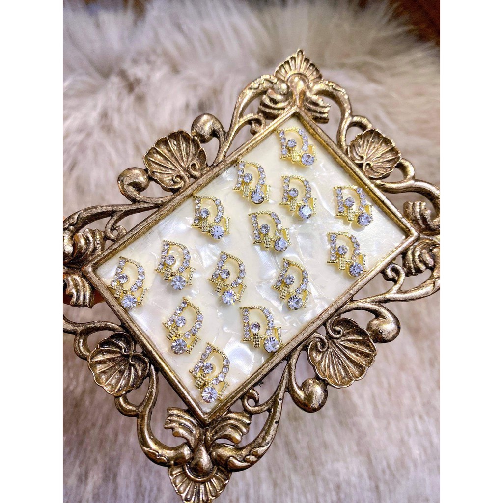(Ảnh Thật) Charm Thương Hiệu Dior Đá Đính Móng
