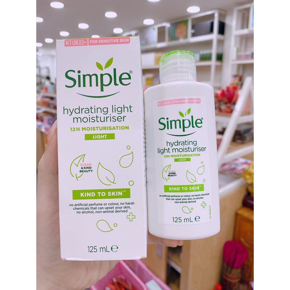 Sữa Dưỡng Ẩm SIMPLE MOISTURISER 125 ml Anh quốc