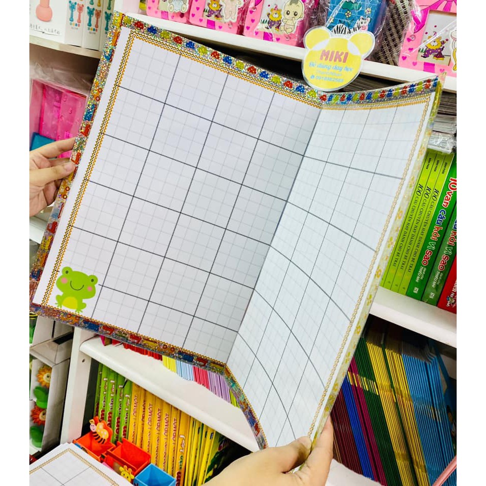 Bảng nhóm, in 2 mặt, ép plastic, mặt sau là khăn phủ bàn