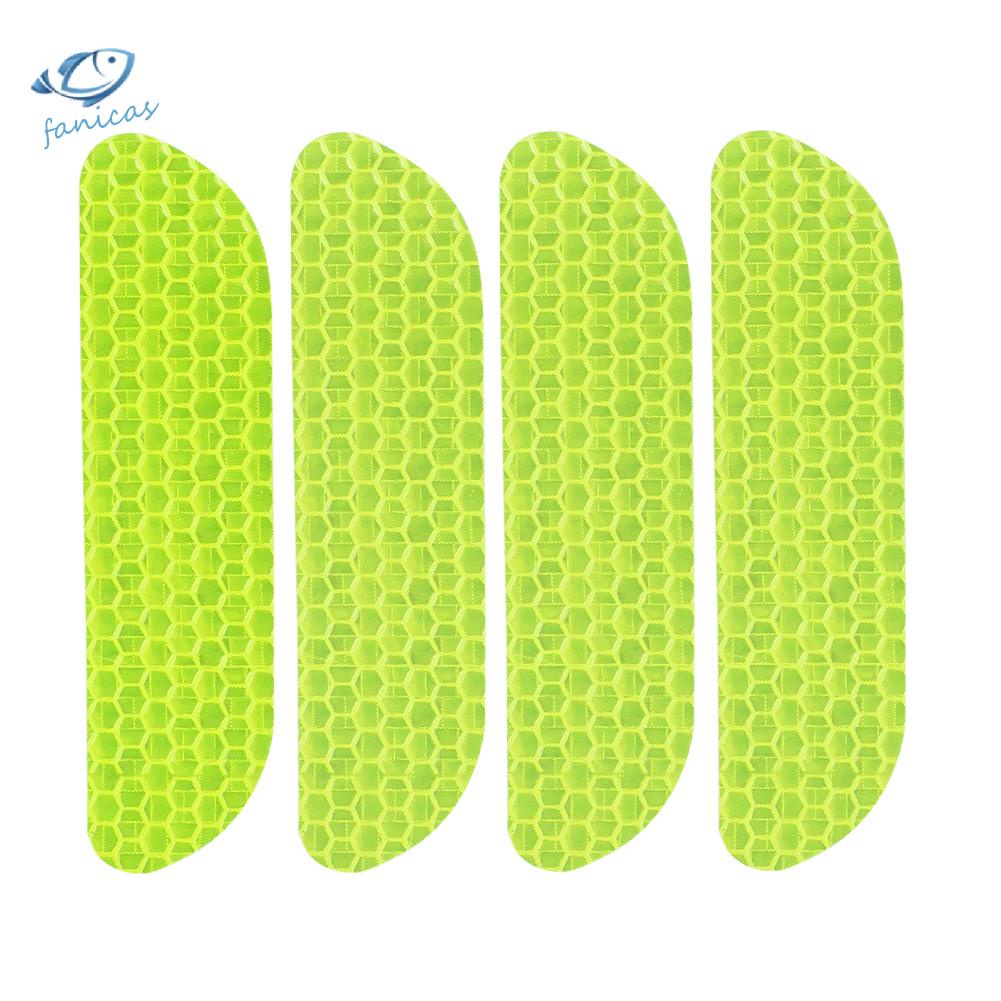 Set 4 Miếng Dán Phản Quang Cảnh Báo Mở Cửa Xe Hơi Tiện Dụng