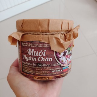 Muối Ngâm Chân Thảo Dược Cho Người Già Người Thấp Khớp