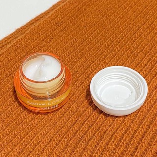 Kem mờ đốm nâu dưỡng trắng Da Laneige Radian vitamin C Cream 10ml
