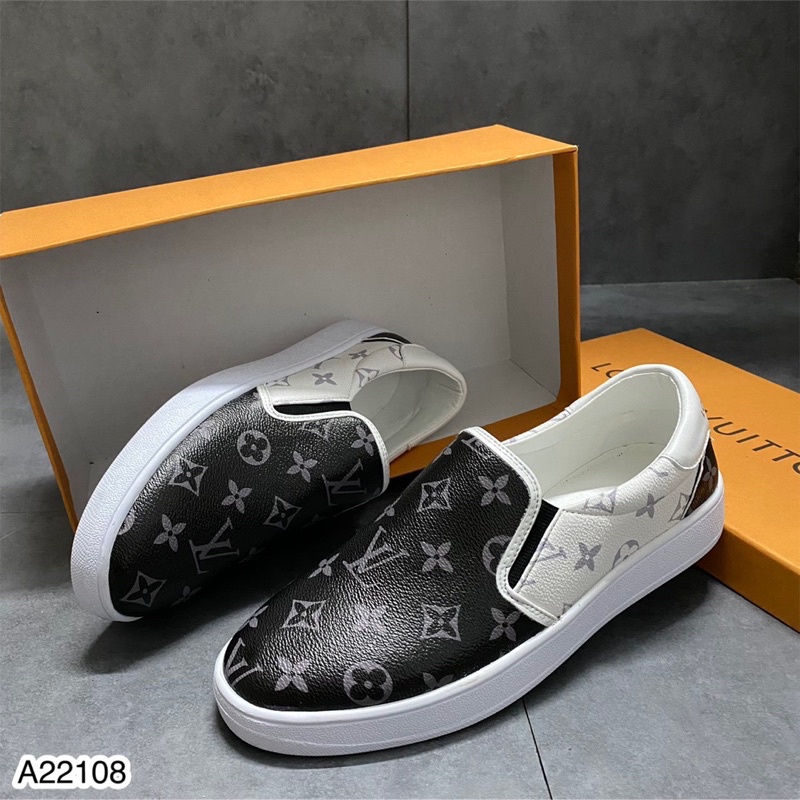Giày lười nam Slip on hoạ tiết LV cao cấp hàng đẹp | BigBuy360 - bigbuy360.vn