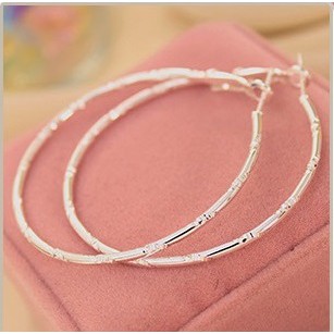 Bông tai tròn cổ điển MS67