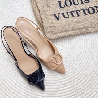 Giày slingback Colee khoá V
