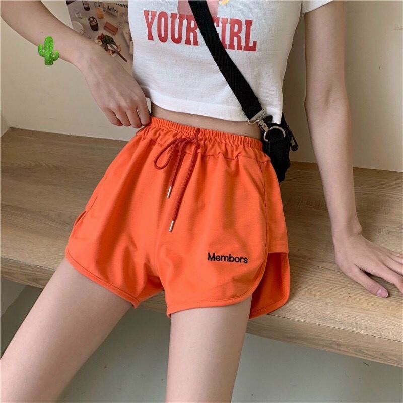 Quần đùi thun thêu chữ vạt bầu tôn dáng
