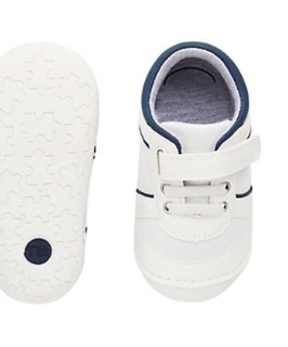Giày mothercare