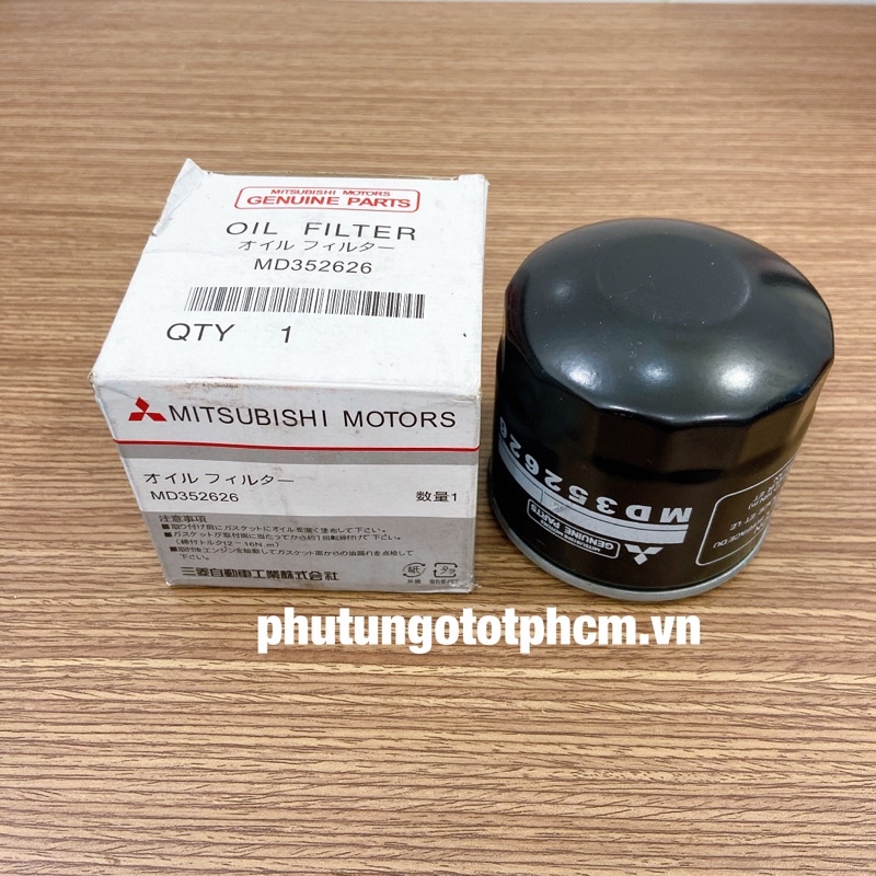 Lọc nhớt động cơ Mitsubishi Pajero 3.0, Grandis, Zinger..
