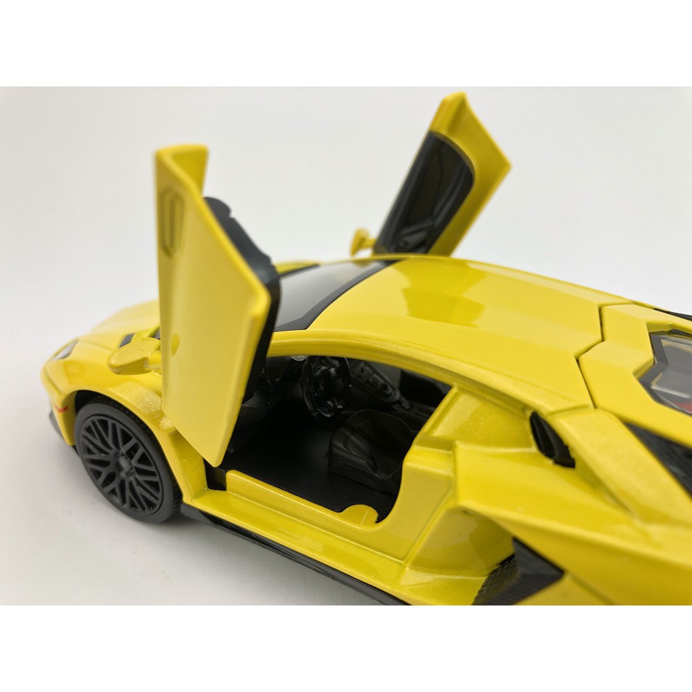Xe mô hình tĩnh Lamboghini Aventador LP750 tỉ lệ 1:32 Chất liệu hợp kim - Màu Vàng