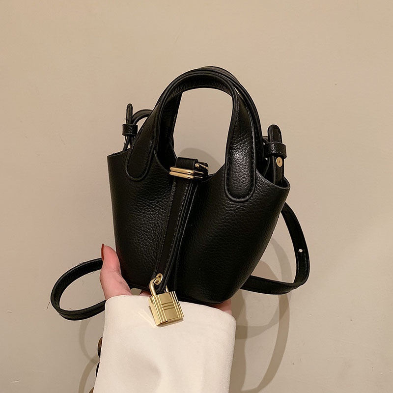 Giỏ Đeo Chéo Mini Có Khóa Phong Cách Ins Thu Đông Cho Bé Gái