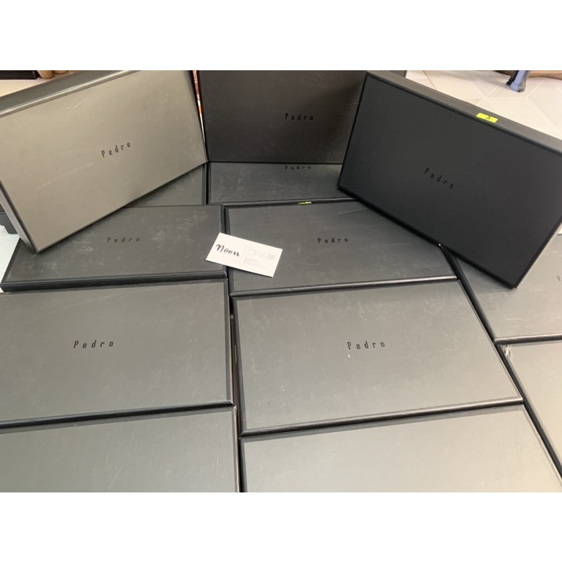 HỘP GIẤY ĐỰNG PEDRO Siêu đẹp