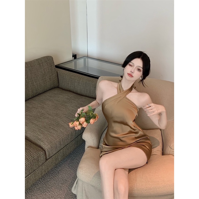 Đầm Hai Dây Vải Satin Phong Cách Thời Trang Mùa Hè Hàng Mới 2022