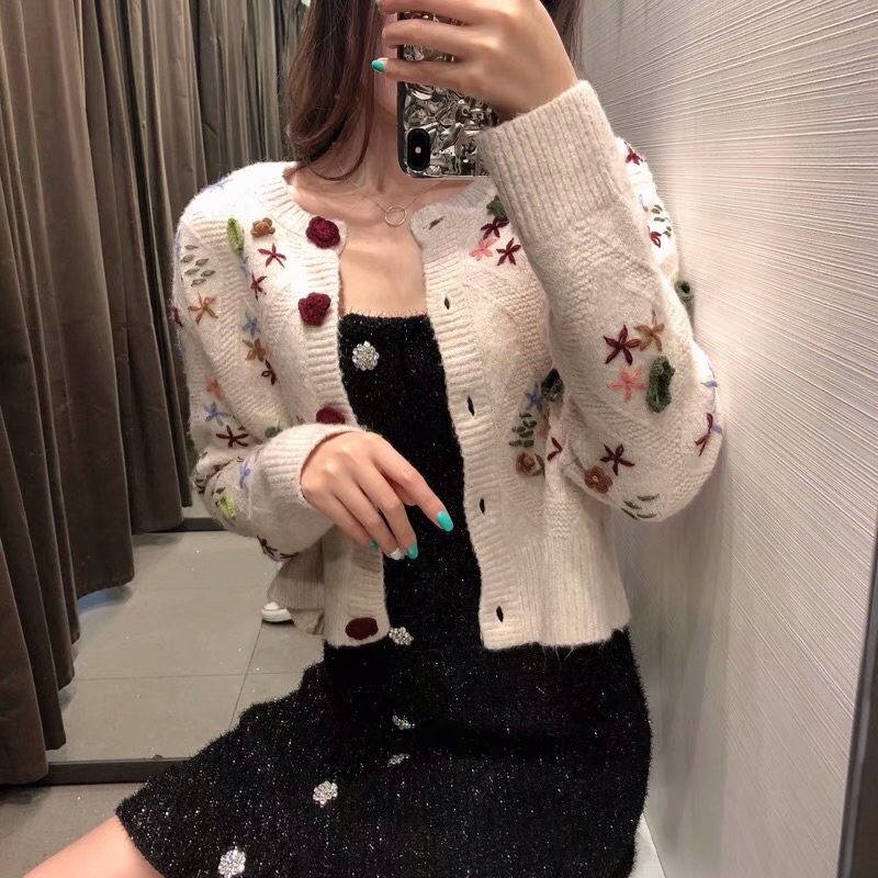 Áo khoác len thêu hoa Zara xuất dư