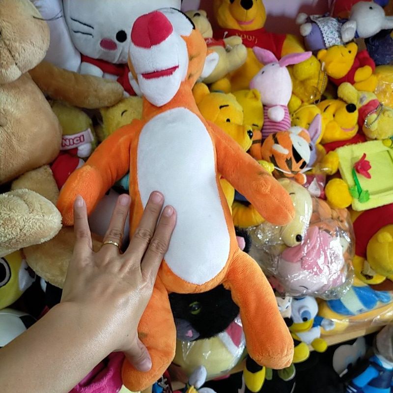 Gấu bông Cọp - bạn gấu Pooh, size 40cm - 45cm, dạng căn bản🥰🥰😘
