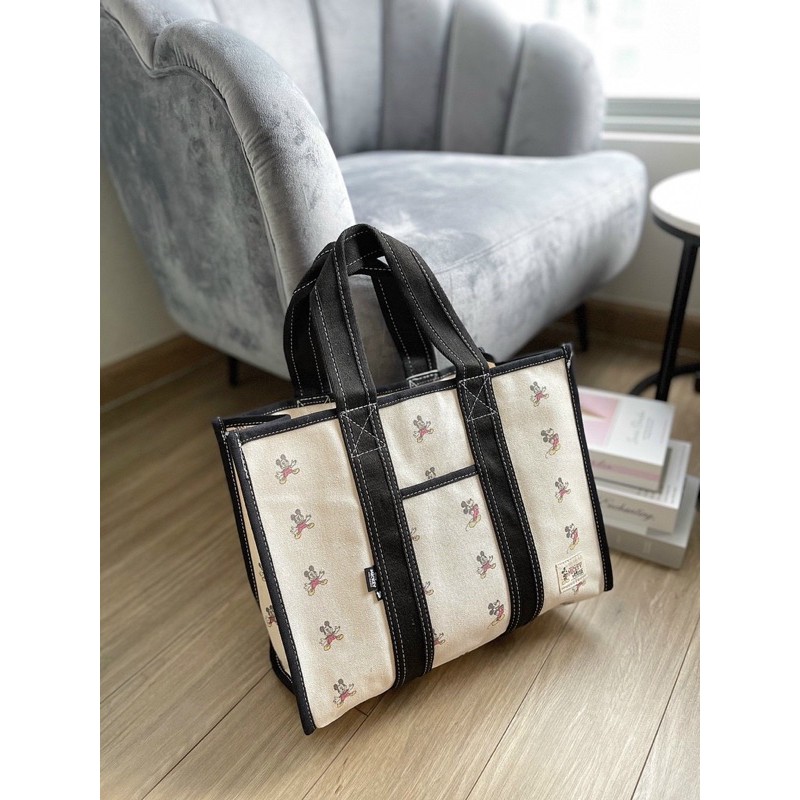 Túi tote Z•a•ria disneyy trắng hoạ tiết chìm