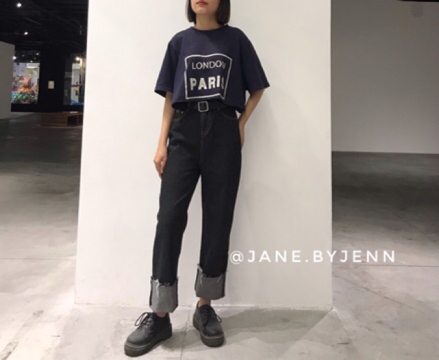 Sẵn_ Quần Jean ống dài rộng gập gấu đen retro