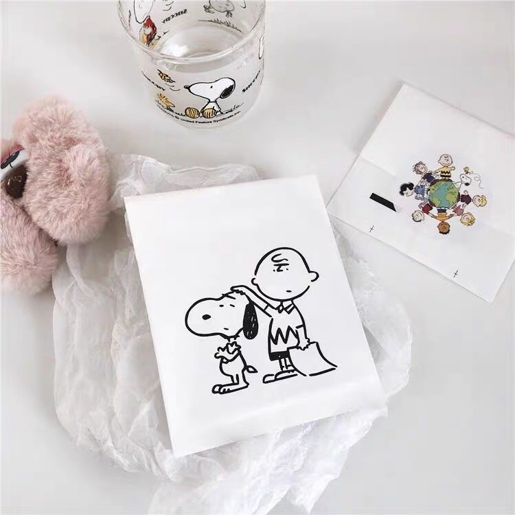 Túi giấy dùng đóng gói in hình chú cún Snoopy dễ thương