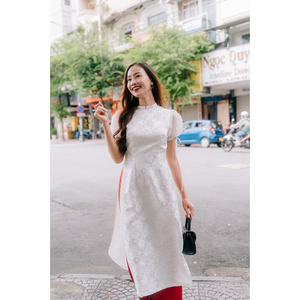 MINX - Áo Dài Gấm Hoa Thảo Chi