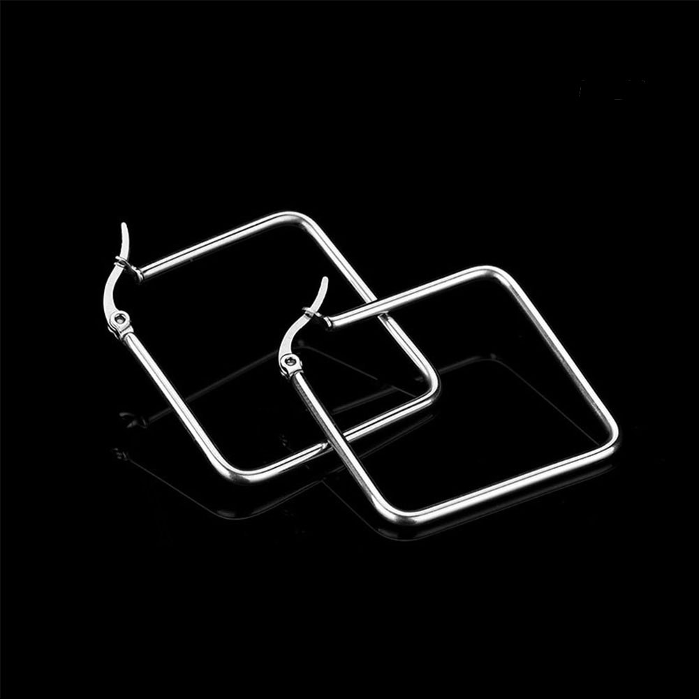 Đôi khuyên tai hình vuông lớn hợp thời trang cho nữ