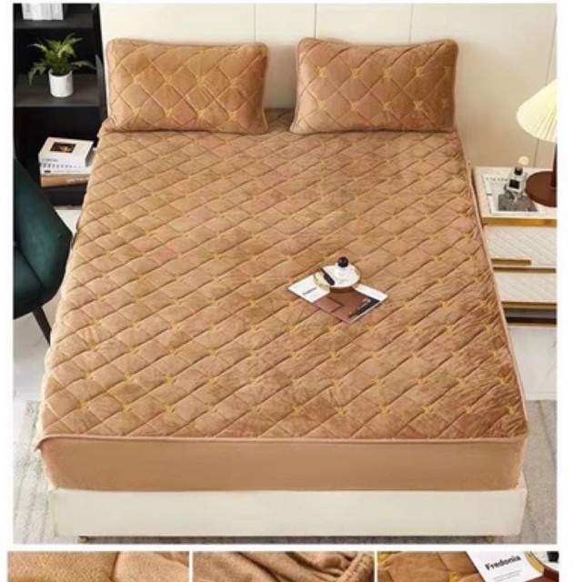 Ga gối nỉ nhung bo chun trần bông in chữ LV dày dặn ,mềm mịn