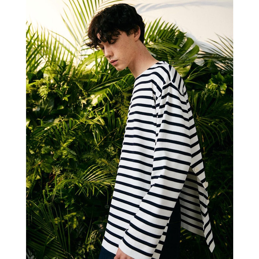 SIDE OPEN STRIPE KNIT  - áo len dệt kim mỏng sọc ngang cao cấp dành cho mùa hè, xẻ tà bên