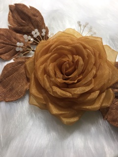 Hoa hồng cài áo handmade cao cấp