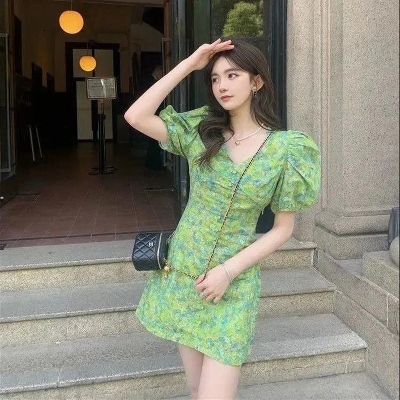 Đầm Công Chúa Mùa Hè Tay Phồng Màu Xanh Lá Họa Tiết Hoa Vỡ Kiểu Công Chúa Xinh Xắn