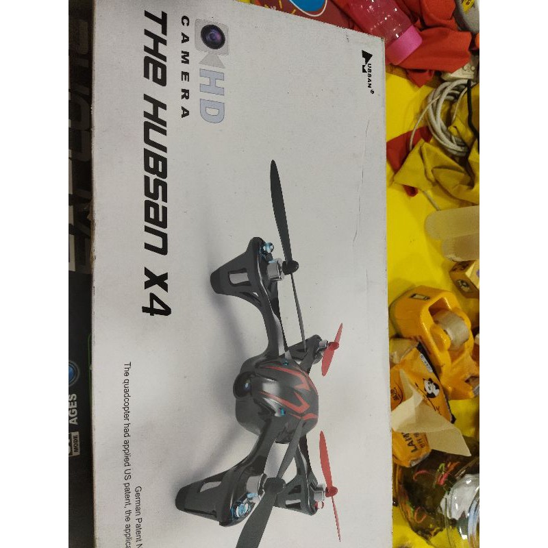 Máy bay Quadcopter Hubsan X4 HD Camera