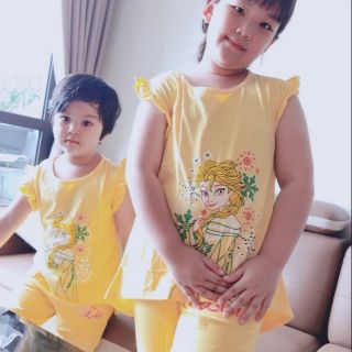 Đồ bộ có hình elsa cho bé gái