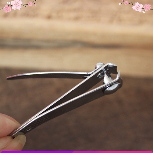 Bấm móng tay - dụng cụ cắt móng tay thép inox thiết kế nhỏ gọn, tiên lợi treo cùng chìa khóa mang theo bên người