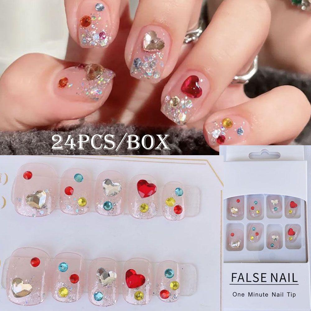 Bộ Móng Tay Giả Che Phủ Toàn Diện Họa Tiết Trái Tim Xinh Xắn