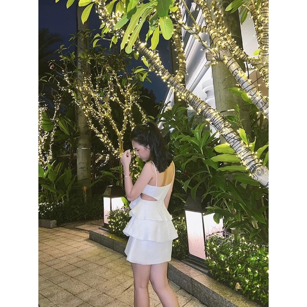 ĐẦM NƠ NGỰC HAI TẦNG