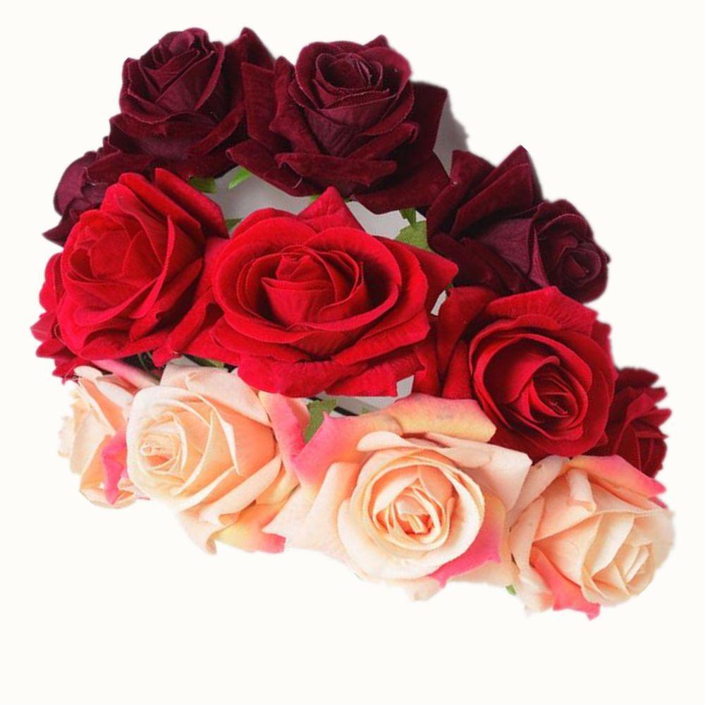 Vòng Hoa Hồng Cài Tóc Cho Cô Dâu Ngày Cưới