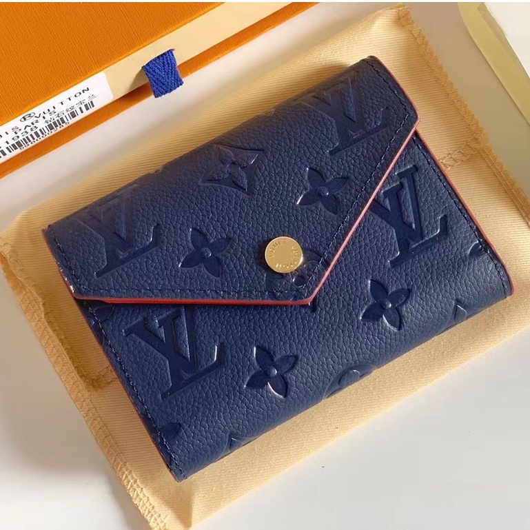 Sẵn sàng giao hàng Ví nữ mới của Louis Vuitton LV M41938 Ví chạm nổi hoa văn kim cương có hộp